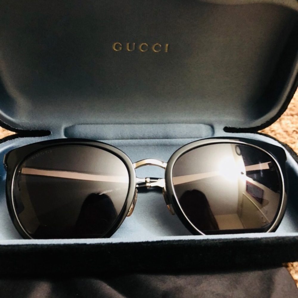 Gucci sunglasses - Picture 3 of 5
